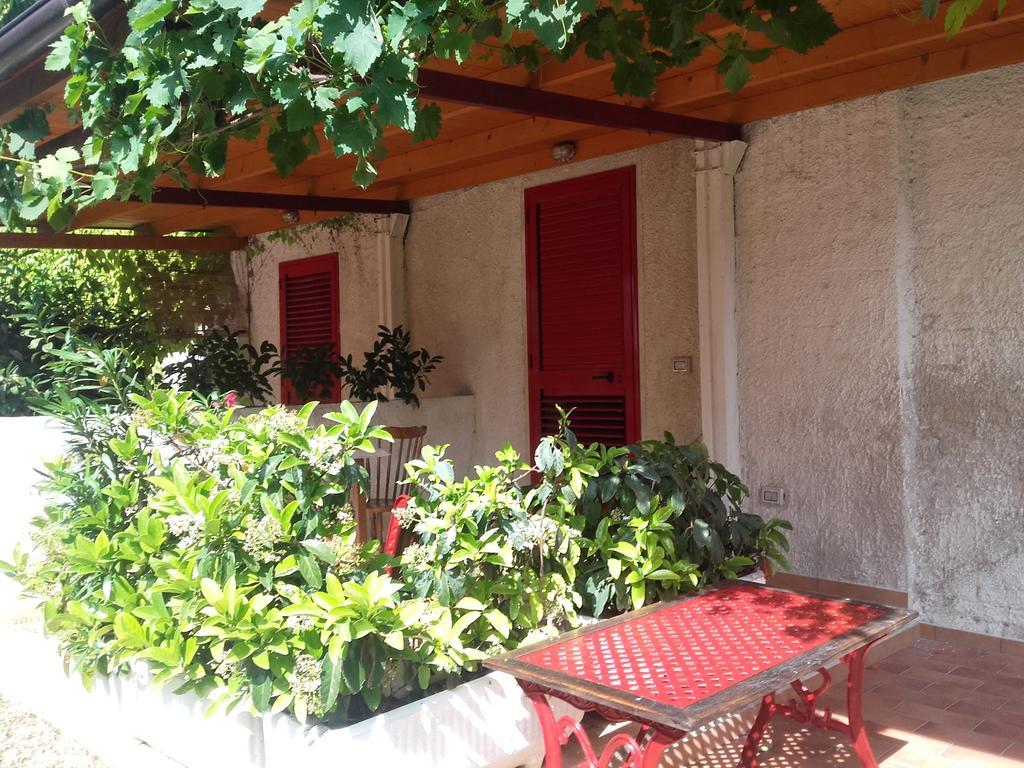 Pier Delle Vigne B&B ピネート エクステリア 写真